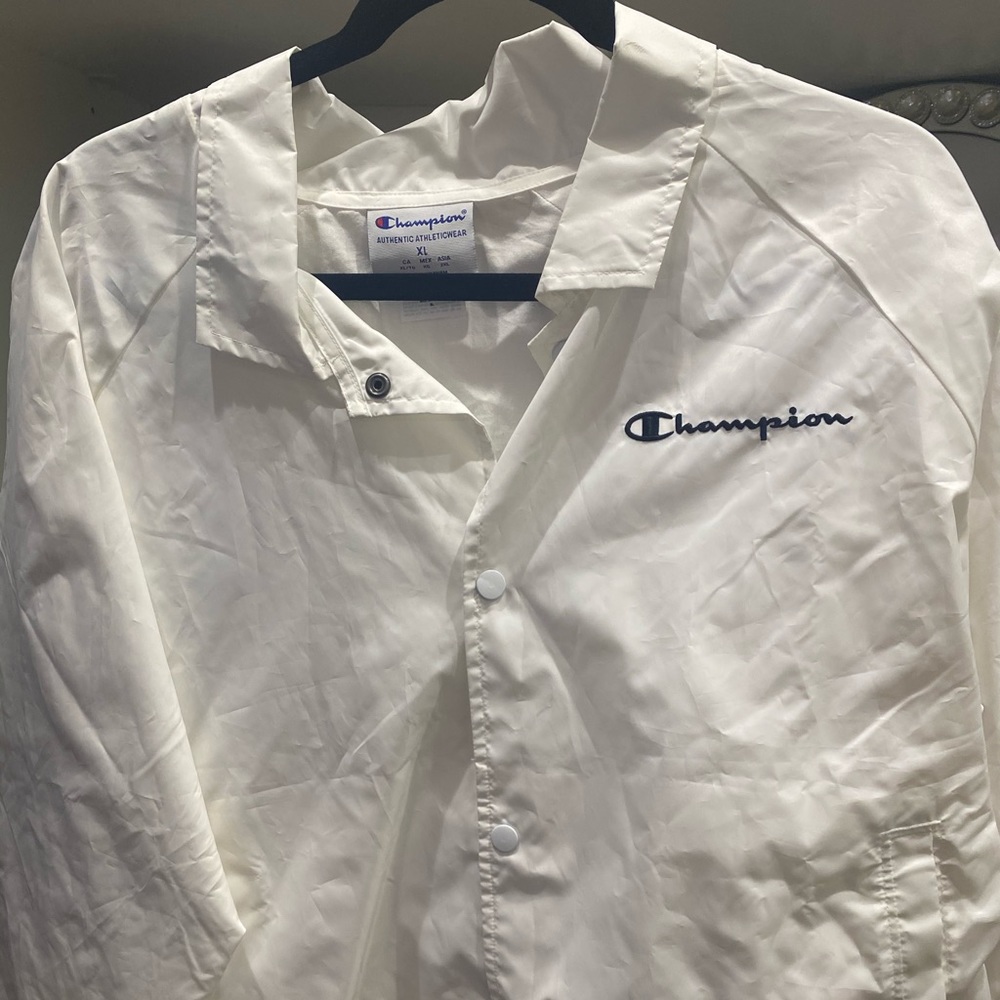 Champion wind breaker